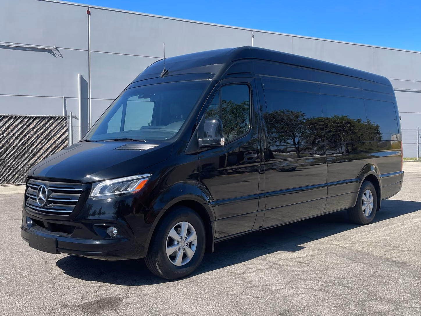 arrange transportation for your next airport transfer 5