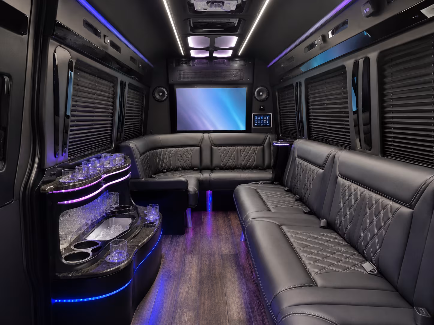 arrange transportation for your next wedding 4