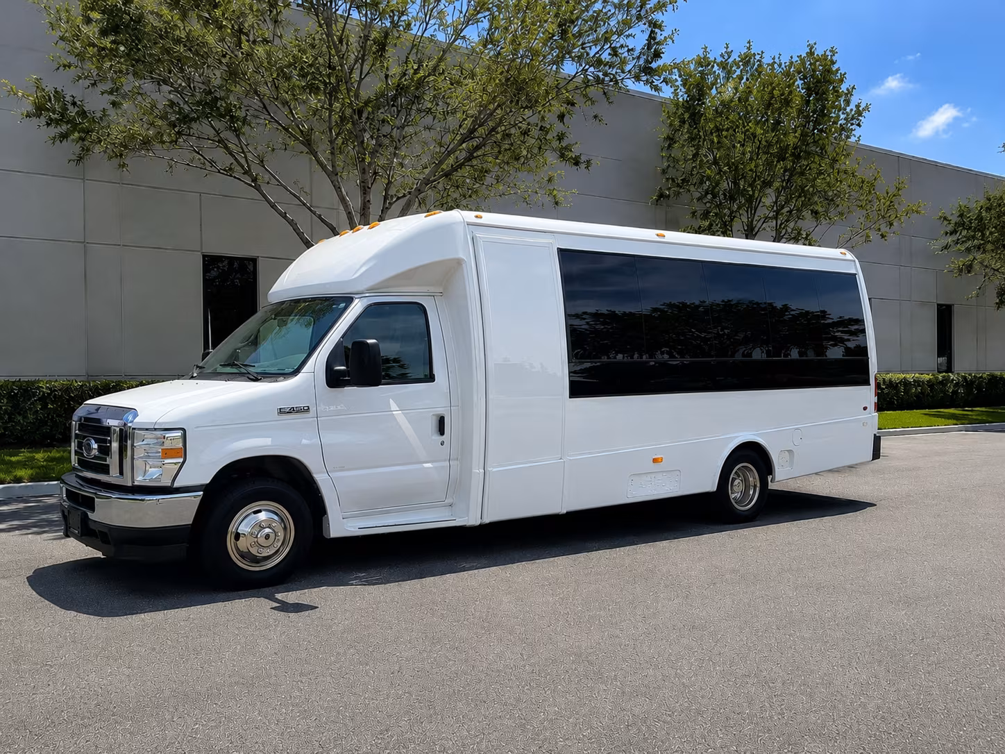 minibus rentals for west covina performing arts and cultural field trips