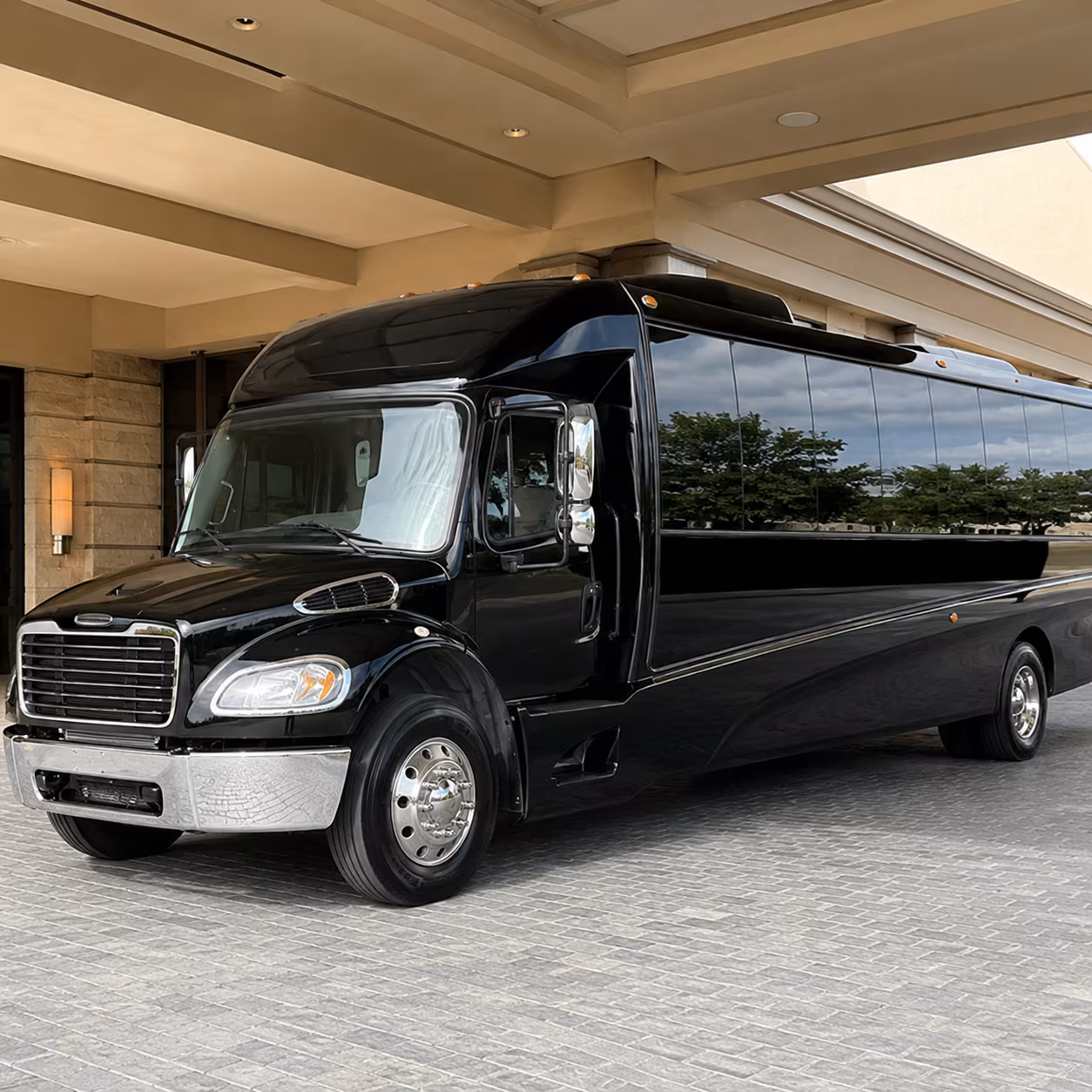 west covina 18 passenger minibus